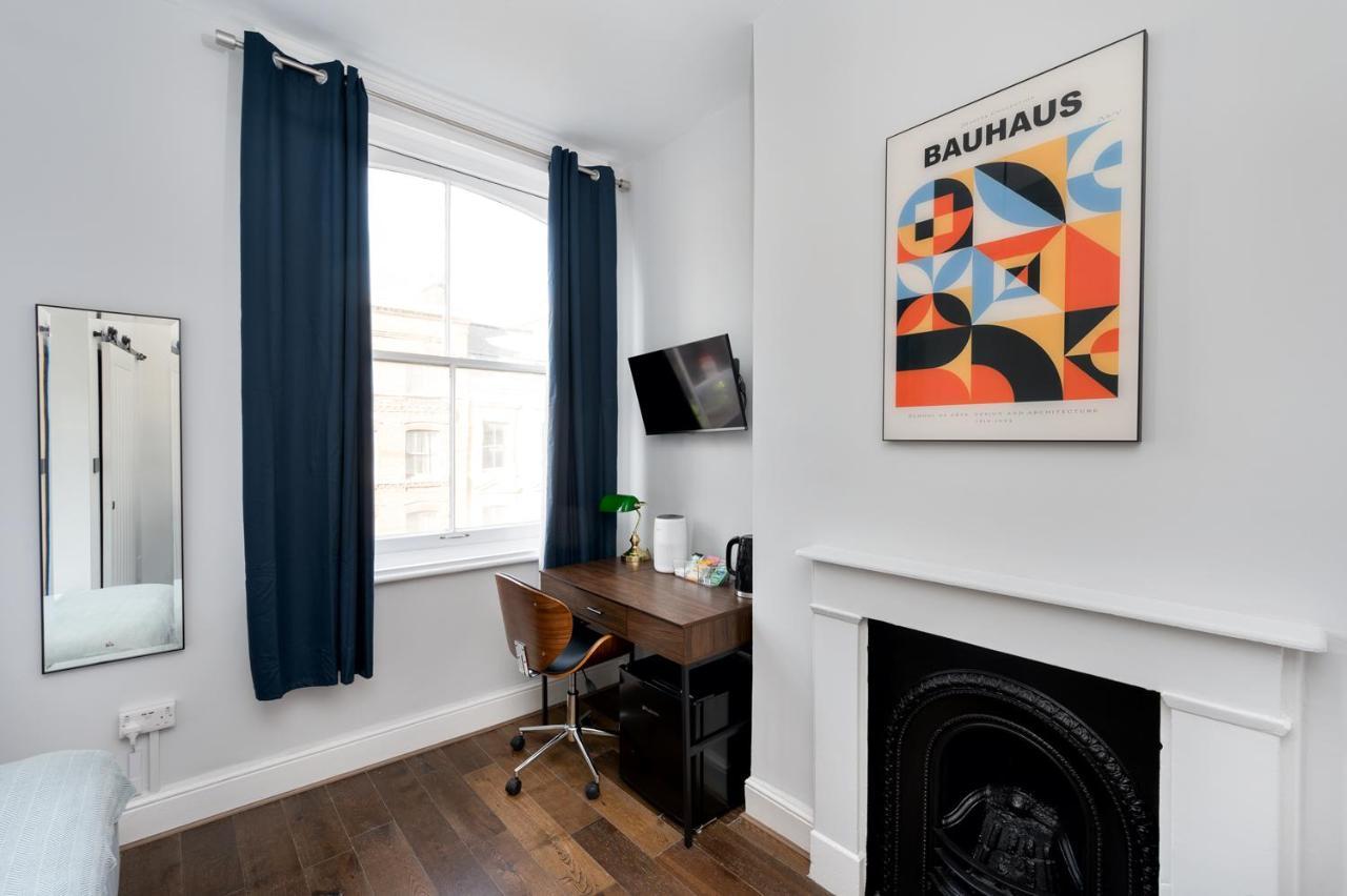 D8 House Apartment London Exterior photo